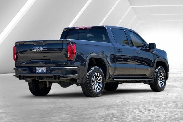 2023 GMC Sierra 1500 — interior view